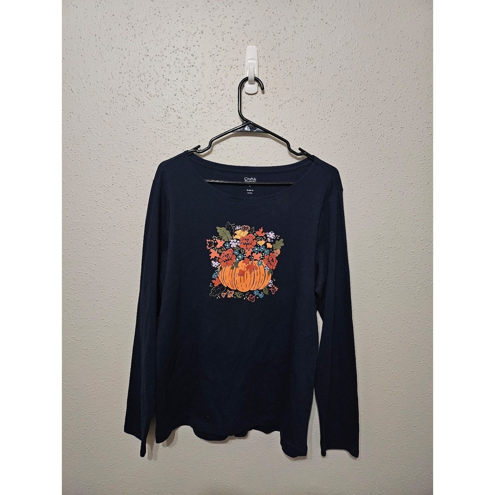 Croft & Barrow® Rounded Hem Harvest Motif Tee Size Large